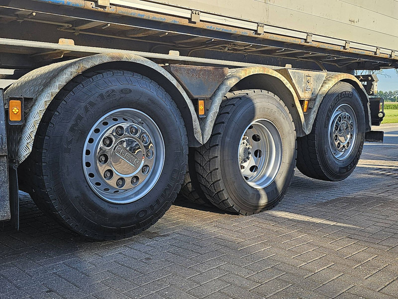 Camion plateau, Camion grue Volvo FM 460 8X2 HMF 3220 K5: photos 16