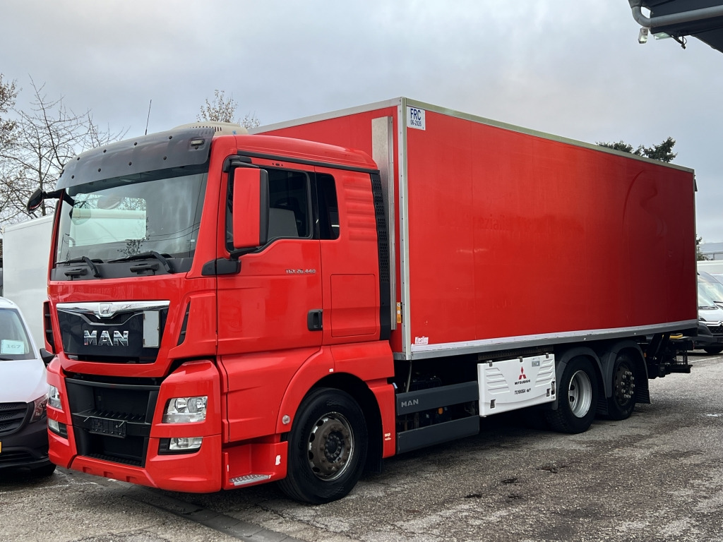 MAN TGX 26.440 Retarder Standklima LBW MitsubisTU100 - Camion frigorifique: photos 1 MAN TGX 26.440 Retarder Standklima LBW MitsubisTU100 - Camion frigorifique: photos 1