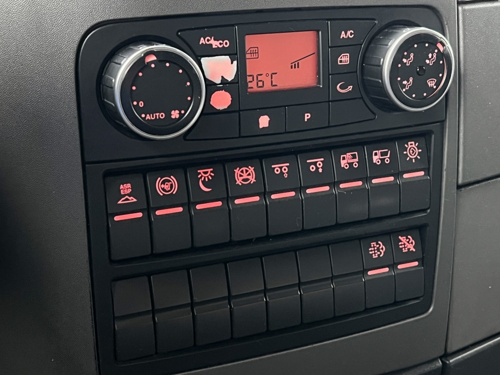 MAN TGX 26.440 Retarder Standklima LBW MitsubisTU100 - Camion frigorifique: photos 2 MAN TGX 26.440 Retarder Standklima LBW MitsubisTU100 - Camion frigorifique: photos 2