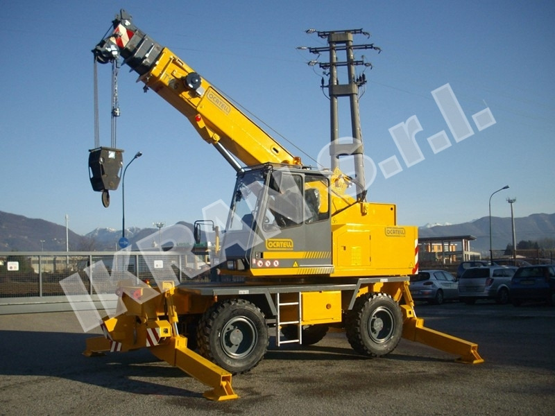 Locatelli GRIL 13.12 - Grue automotrice lente: photos 5 Locatelli GRIL 13.12 - Grue automotrice lente: photos 5