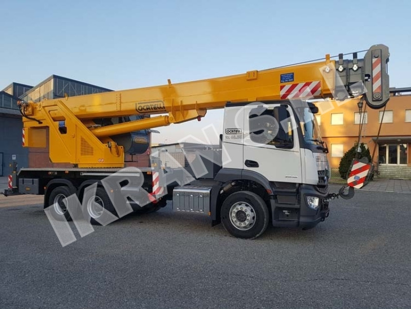 Locatelli TCL 40.35 - Grue mobile: photos 2 Locatelli TCL 40.35 - Grue mobile: photos 2