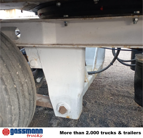 AT 400, Verbr. auf 3m, Radmulden, hydr. Rampen - Remorque porte-engin surbaissée: photos 4 AT 400, Verbr. auf 3m, Radmulden, hydr. Rampen - Remorque porte-engin surbaissée: photos 4