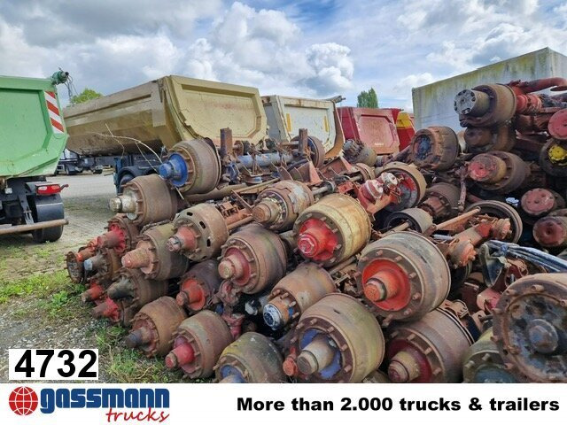 BPW, SAF u.a. Anhängerachsen 6-13t, 40x - Essieu et pièces pour Camion: photos 1 BPW, SAF u.a. Anhängerachsen 6-13t, 40x - Essieu et pièces pour Camion: photos 1