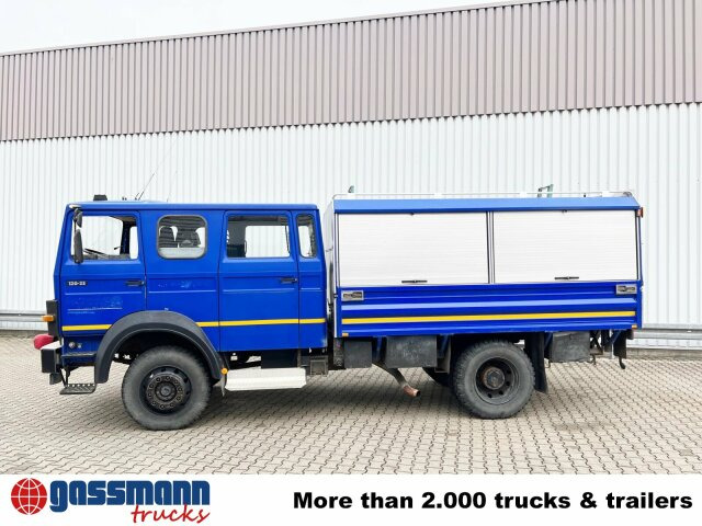 Iveco 120-23 AW 4x4 Doka, V8-Motor, Gerätewagen, - Camion de pompier: photos 2 Iveco 120-23 AW 4x4 Doka, V8-Motor, Gerätewagen, - Camion de pompier: photos 2