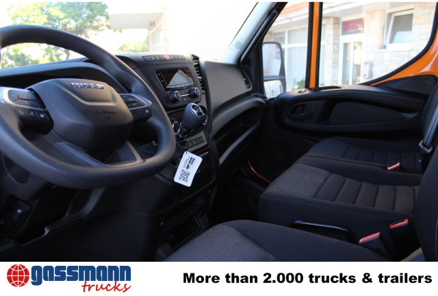 Iveco Daily 70C18H 4x2 mit Kran HMF 340-K3, Funk - Camion benne, Camion grue: photos 3 Iveco Daily 70C18H 4x2 mit Kran HMF 340-K3, Funk - Camion benne, Camion grue: photos 3