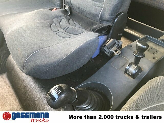 MAN LE 8.185 LC Doka 4x2 BB, 2x AHK - Camion plateau: photos 4 MAN LE 8.185 LC Doka 4x2 BB, 2x AHK - Camion plateau: photos 4