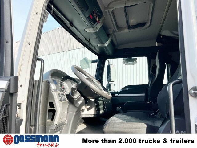 MAN TGL 12.220 4X2 BL mit Dhollandia LBW - Camion fourgon: photos 2 MAN TGL 12.220 4X2 BL mit Dhollandia LBW - Camion fourgon: photos 2