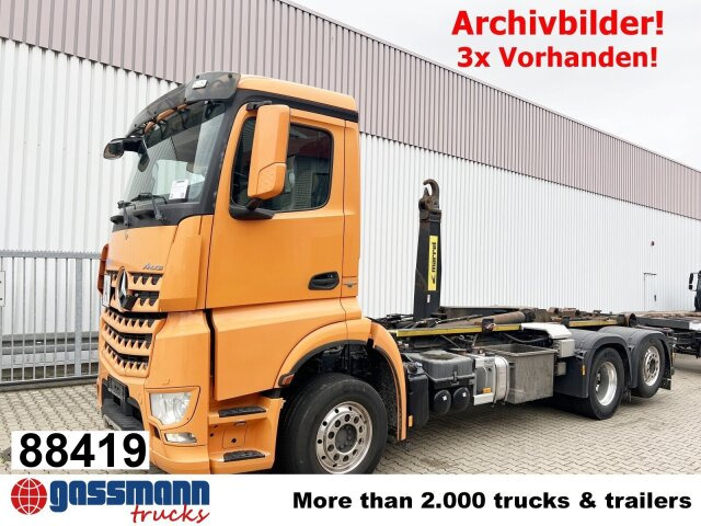 Mercedes-Benz Arocs 2552 L 6x2, Lenk-/Liftachse - Camion ampliroll: photos 1 Mercedes-Benz Arocs 2552 L 6x2, Lenk-/Liftachse - Camion ampliroll: photos 1