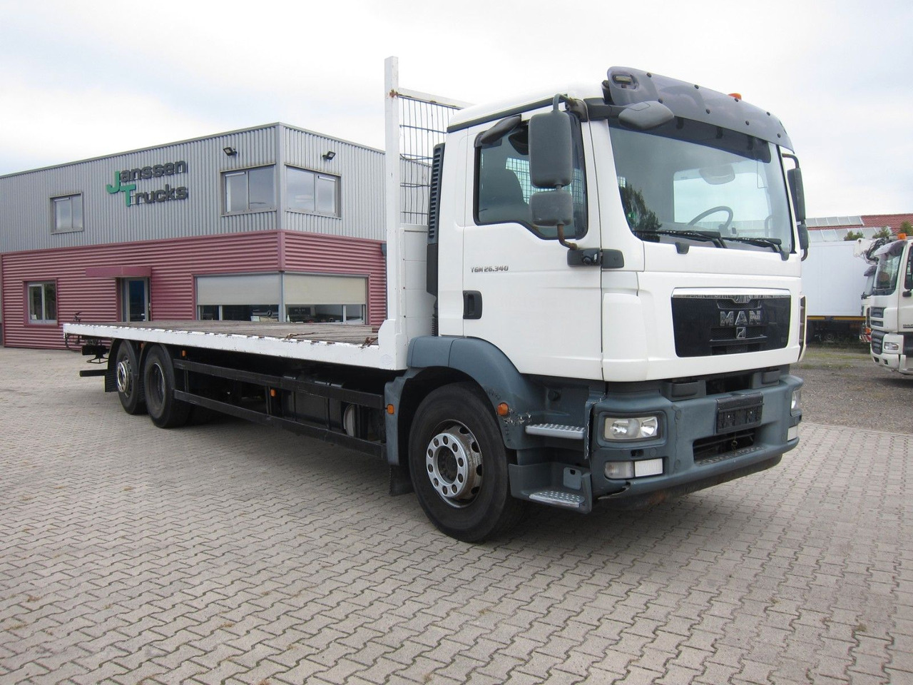 MAN TGM 26 340 6X2*4 BL Plateau Manual - Camion plateau: photos 1 MAN TGM 26 340 6X2*4 BL Plateau Manual - Camion plateau: photos 1