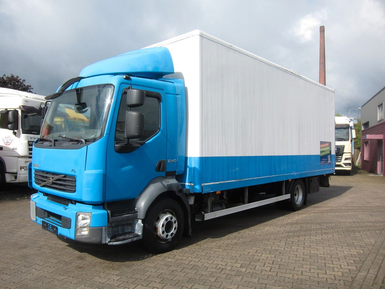 Volvo FL 240 12T Koffer KBW Manual - Camion fourgon: photos 2 Volvo FL 240 12T Koffer KBW Manual - Camion fourgon: photos 2