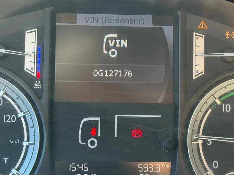 DAF XF 510 Ginaf 8x4*4 - Tipper - Euro 6 - Steering axle - Steel front suspension - Camion benne: photos 5 DAF XF 510 Ginaf 8x4*4 - Tipper - Euro 6 - Steering axle - Steel front suspension - Camion benne: photos 5