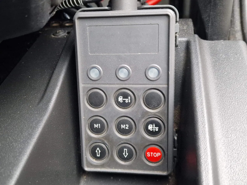 Camion isothermique Iveco Eurocargo 120.250 4x2 - Thermoking T-800R Frigo - Loadlift - Euro 6 - Automatic: photos 14 Camion isothermique Iveco Eurocargo 120.250 4x2 - Thermoking T-800R Frigo - Loadlift - Euro 6 - Automatic: photos 14