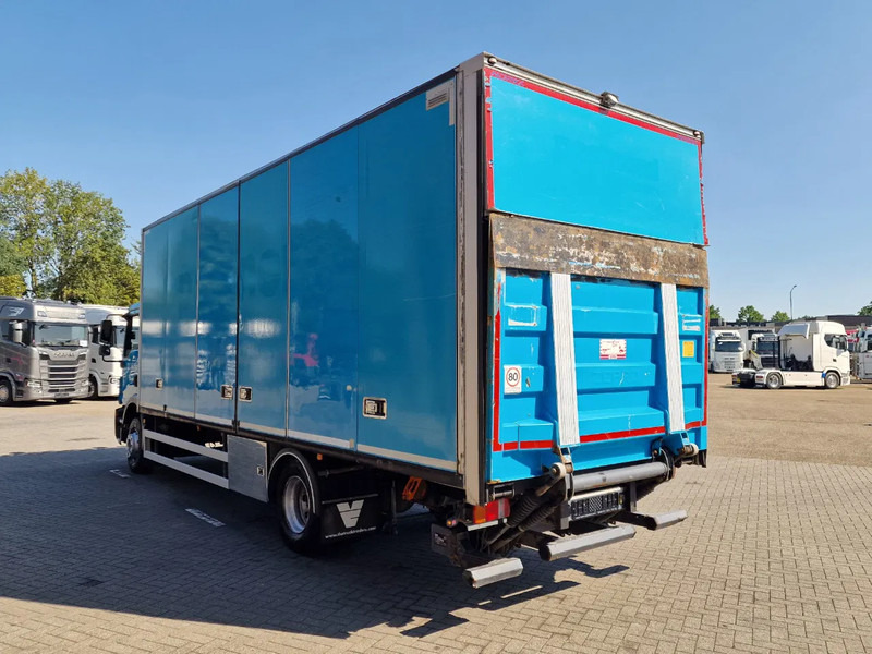 MAN TGM 15.250 4x2 - Box truck with sidedoors - Loadlift - Euro 5 - Automatic - Camera - Camion fourgon: photos 5 MAN TGM 15.250 4x2 - Box truck with sidedoors - Loadlift - Euro 5 - Automatic - Camera - Camion fourgon: photos 5