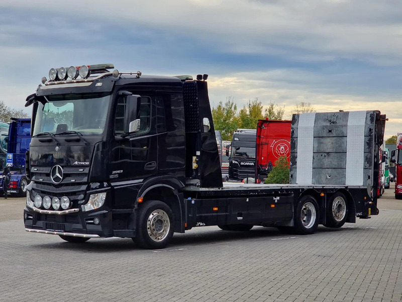 Mercedes-Benz Actros 2553 6x2 - Flabad hydraulic ramps/extension - Winch - Camera - Machine mover - Camion porte-voitures: photos 4 Mercedes-Benz Actros 2553 6x2 - Flabad hydraulic ramps/extension - Winch - Camera - Machine mover - Camion porte-voitures: photos 4