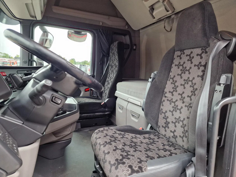 Camion porte-conteneur/ Caisse mobile Scania S500 NGS Highline 6x2 - BDF - Full air - Loadlift - Navi - Retarder: photos 9 Camion porte-conteneur/ Caisse mobile Scania S500 NGS Highline 6x2 - BDF - Full air - Loadlift - Navi - Retarder: photos 9