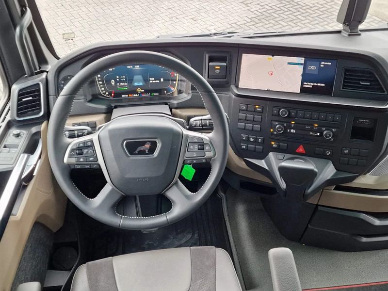 Tracteur routier neuf MAN TGX 18.540 GX - New - Retarder - Night clima - Alcoa - Show truck - Lightbar -: photos 12