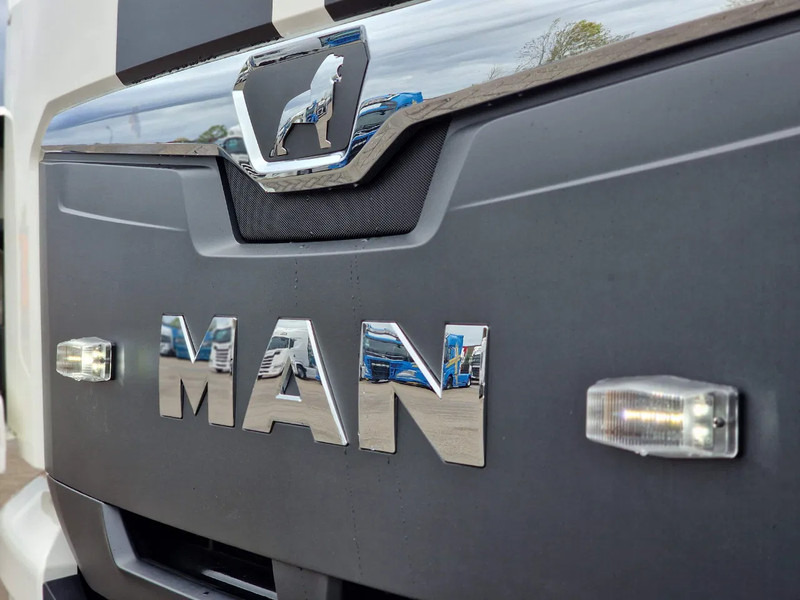 Tracteur routier neuf MAN TGX 18.540 GX - New - Retarder - Night clima - Alcoa - Show truck - Lightbar -: photos 15