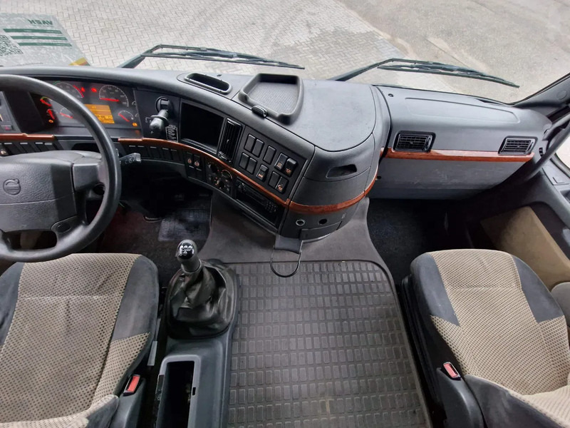 Tracteur routier Volvo FH 13.440 Globetrotter XL 4x2 - Manual gearbox - Euro 5 - Low KM: photos 13