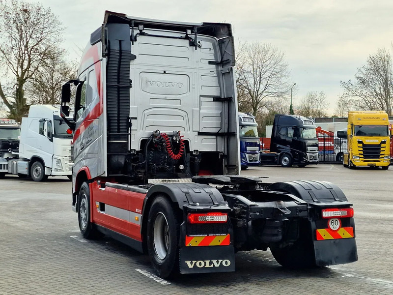 Volvo FH 13.460 Globetrotter 4x2 - PTO/Hydraulic - 2x tank - Steel/Air - Tracteur routier: photos 5 Volvo FH 13.460 Globetrotter 4x2 - PTO/Hydraulic - 2x tank - Steel/Air - Tracteur routier: photos 5