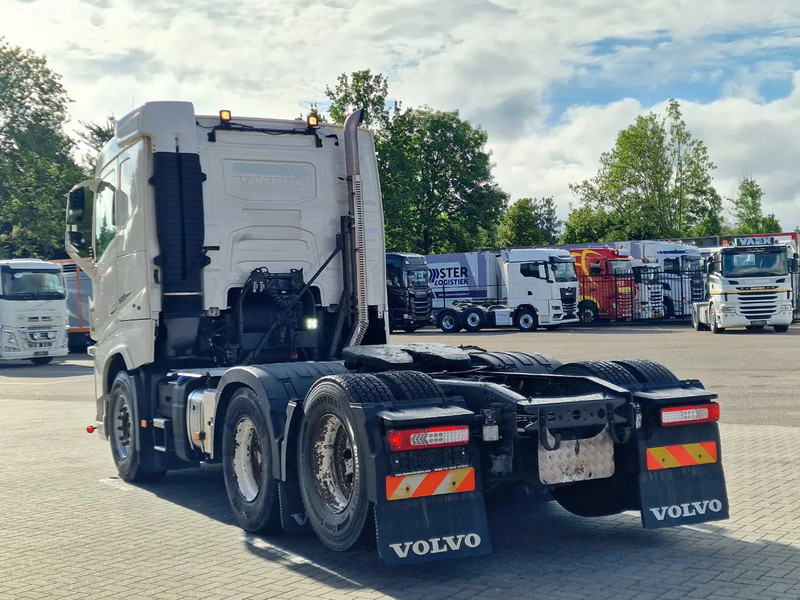 Volvo FH 13.500 6x2 - Retarder - Full air - 3.20 WB - Leather - Tracteur routier: photos 5 Volvo FH 13.500 6x2 - Retarder - Full air - 3.20 WB - Leather - Tracteur routier: photos 5
