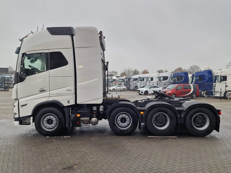 Volvo FH 16.780 8x4*4 Globetrotter XL - 245T GCW - New - Full air - I parkcool - Retarder - Tracteur routier: photos 4 Volvo FH 16.780 8x4*4 Globetrotter XL - 245T GCW - New - Full air - I parkcool - Retarder - Tracteur routier: photos 4