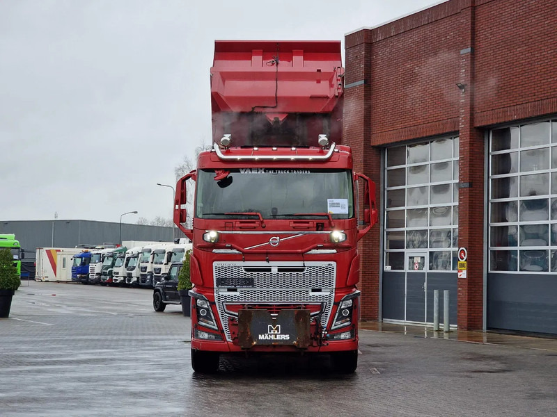 Volvo FH 16.750 6x4 Tipper - Retarder - HUB reduction - Full air - Camion benne: photos 3 Volvo FH 16.750 6x4 Tipper - Retarder - HUB reduction - Full air - Camion benne: photos 3