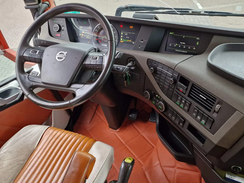 Camion grue Volvo FH 16.750 8x2*6 - Palfinger PK15002 Crane/Grua - Show truck + Trailer -: photos 18 Camion grue Volvo FH 16.750 8x2*6 - Palfinger PK15002 Crane/Grua - Show truck + Trailer -: photos 18