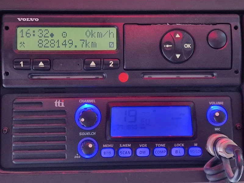 Camion grue Volvo FH 16.750 8x2*6 - Palfinger PK15002 Crane/Grua - Show truck + Trailer -: photos 12 Camion grue Volvo FH 16.750 8x2*6 - Palfinger PK15002 Crane/Grua - Show truck + Trailer -: photos 12