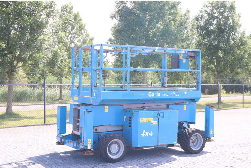 Genie GS-3369 RT | 12 METER | 454 kg - Nacelle ciseaux: photos 2 Genie GS-3369 RT | 12 METER | 454 kg - Nacelle ciseaux: photos 2