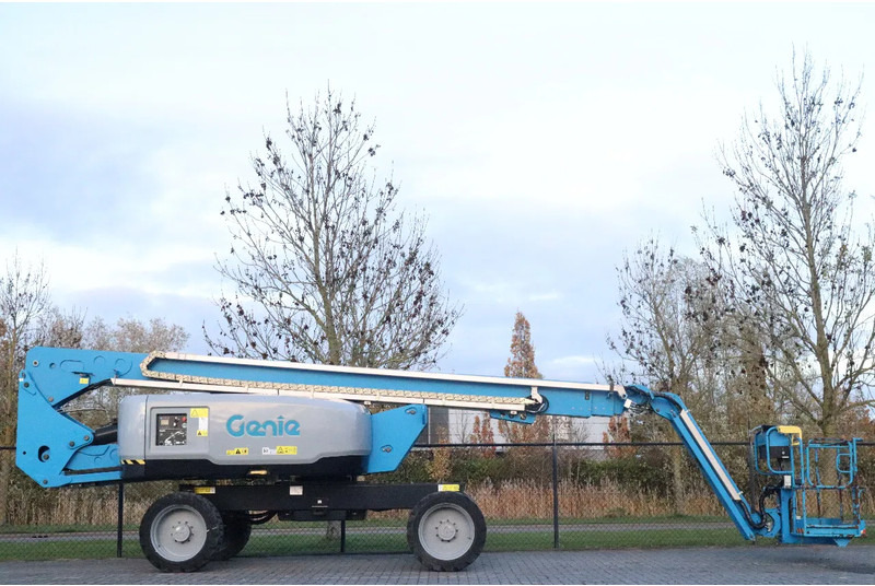 Genie S-80 J | 26.5 METER | 300 KG | LOW HOURS - Nacelle articulée: photos 4 Genie S-80 J | 26.5 METER | 300 KG | LOW HOURS - Nacelle articulée: photos 4