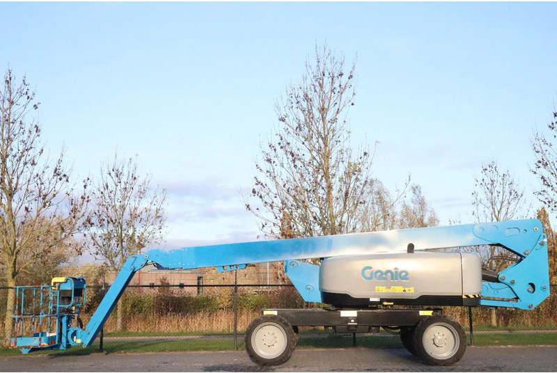 Genie S-80 J | 26.5 METER | 300 KG | LOW HOURS - Nacelle télescopique: photos 1 Genie S-80 J | 26.5 METER | 300 KG | LOW HOURS - Nacelle télescopique: photos 1