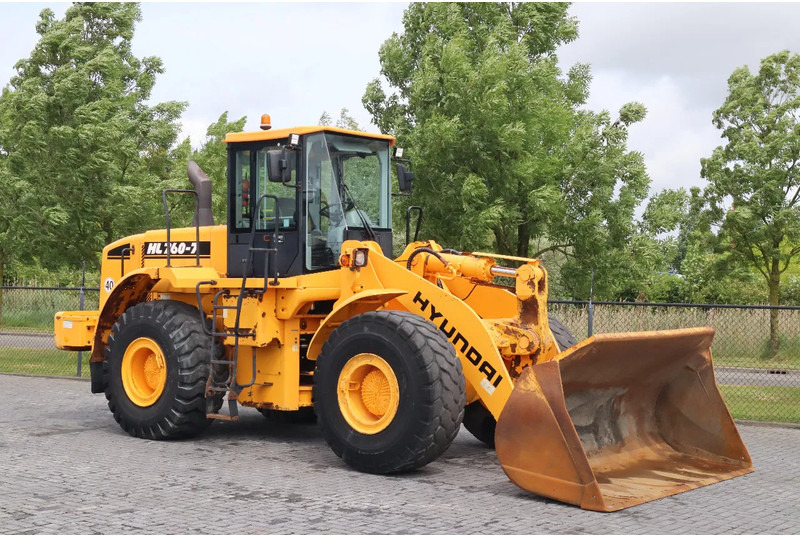 Hyundai HL760-7 | BUCKET | 1.919 ORIGINAL HOURS!! - Chargeuse sur pneus: photos 5 Hyundai HL760-7 | BUCKET | 1.919 ORIGINAL HOURS!! - Chargeuse sur pneus: photos 5