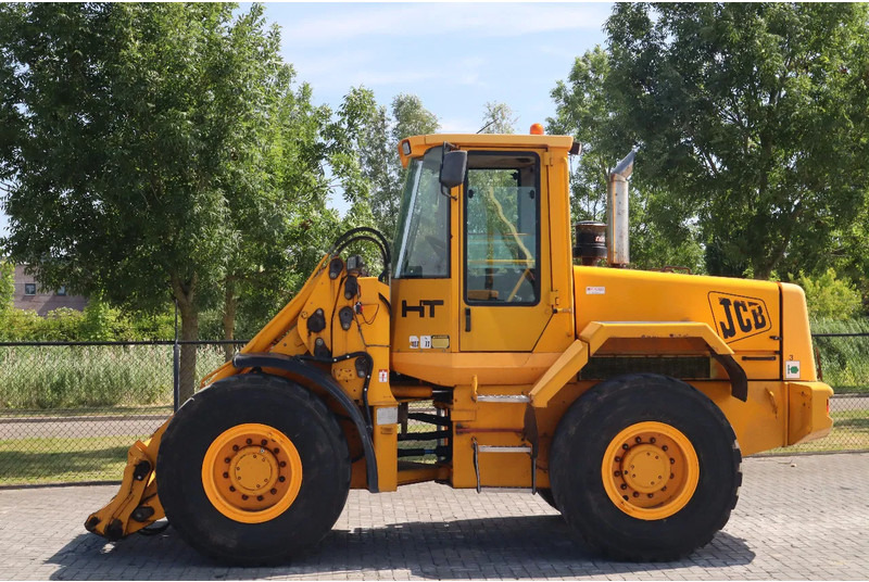 JCB 426 B | 35 KM/H | ONLY 9800 HOURS | FIRST OWNER | DUTCH MACHINE - Chargeuse sur pneus: photos 1 JCB 426 B | 35 KM/H | ONLY 9800 HOURS | FIRST OWNER | DUTCH MACHINE - Chargeuse sur pneus: photos 1