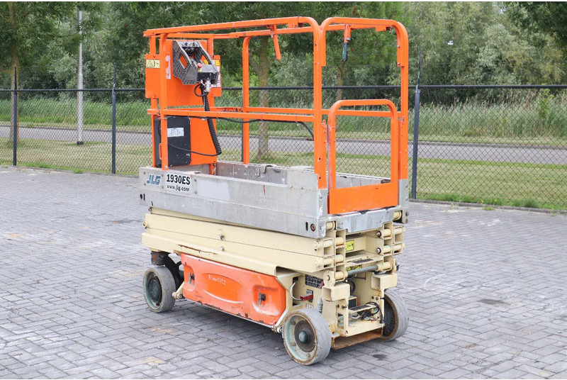 JLG 1930 ES | 7.7 METER | 230 KG - Nacelle ciseaux: photos 3 JLG 1930 ES | 7.7 METER | 230 KG - Nacelle ciseaux: photos 3