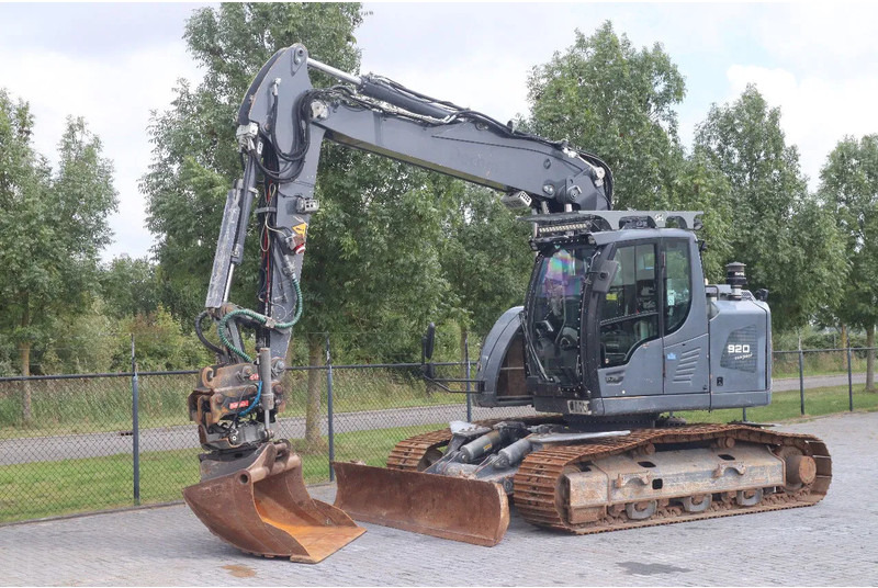Liebherr R920 K LC COMPACT | BLADE | ROTOTILT | OILQUICK | MAGNET - Pelle de démolition: photos 2 Liebherr R920 K LC COMPACT | BLADE | ROTOTILT | OILQUICK | MAGNET - Pelle de démolition: photos 2