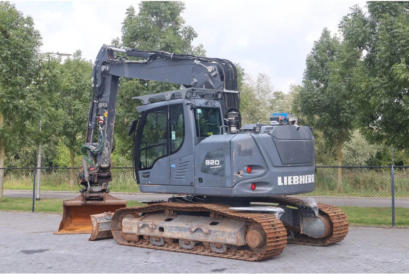 Liebherr R920 K LC COMPACT | BLADE | ROTOTILT | OILQUICK | MAGNET - Pelle de démolition: photos 3 Liebherr R920 K LC COMPACT | BLADE | ROTOTILT | OILQUICK | MAGNET - Pelle de démolition: photos 3