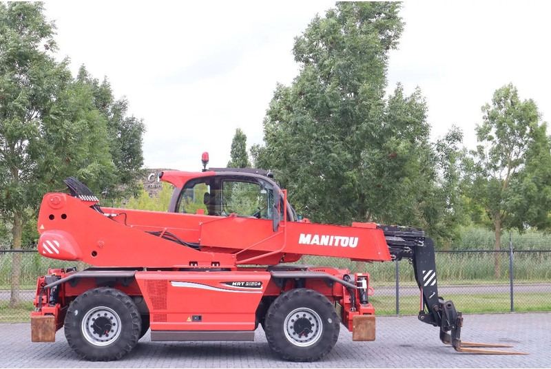 Manitou MRT 2150 + S2 | REMOTE | FORKS | 3-TON WINCH - Chariot télescopique: photos 4 Manitou MRT 2150 + S2 | REMOTE | FORKS | 3-TON WINCH - Chariot télescopique: photos 4