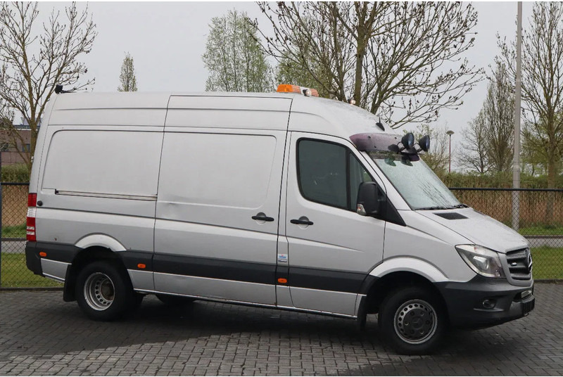 Mercedes-Benz Sprinter 516 | 4X2 | MOBILE WORKSHOP | WERKSTATT | SERVICE VAN - Fourgon grand volume: photos 3 Mercedes-Benz Sprinter 516 | 4X2 | MOBILE WORKSHOP | WERKSTATT | SERVICE VAN - Fourgon grand volume: photos 3