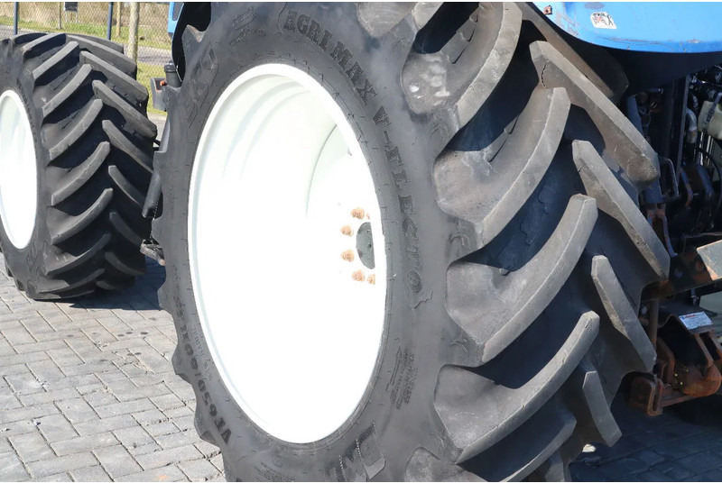Crédit-bail de New Holland T6040 | FRONT LOADER | 50KM/H | QUICK COUPLER New Holland T6040 | FRONT LOADER | 50KM/H | QUICK COUPLER: photos 12