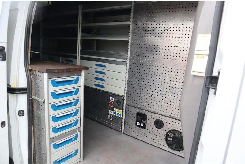 Crédit-bail de Renault Master 160 DCI | L3H3 | WORKSHOP | WERKSTATT | 5 TON Renault Master 160 DCI | L3H3 | WORKSHOP | WERKSTATT | 5 TON: photos 13