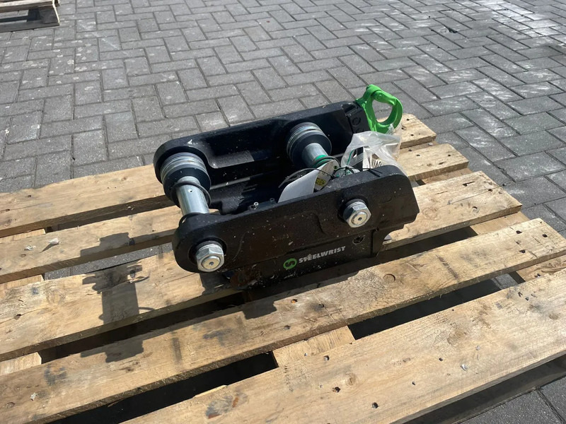 STEELWRIST QC S40 FPL | QUICK COUPLER | 2 - 6 TON | NEW / UNUSED - Cisaille de démolition pour Engins de chantier: photos 3 STEELWRIST QC S40 FPL | QUICK COUPLER | 2 - 6 TON | NEW / UNUSED - Cisaille de démolition pour Engins de chantier: photos 3