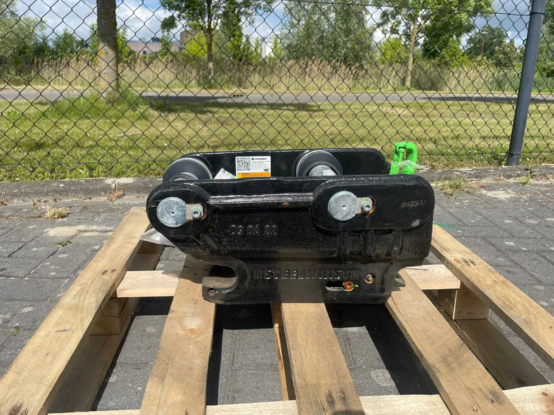 STEELWRIST QC S40 FPL | QUICK COUPLER | 2 - 6 TON | NEW / UNUSED - Cisaille de démolition pour Engins de chantier: photos 2 STEELWRIST QC S40 FPL | QUICK COUPLER | 2 - 6 TON | NEW / UNUSED - Cisaille de démolition pour Engins de chantier: photos 2