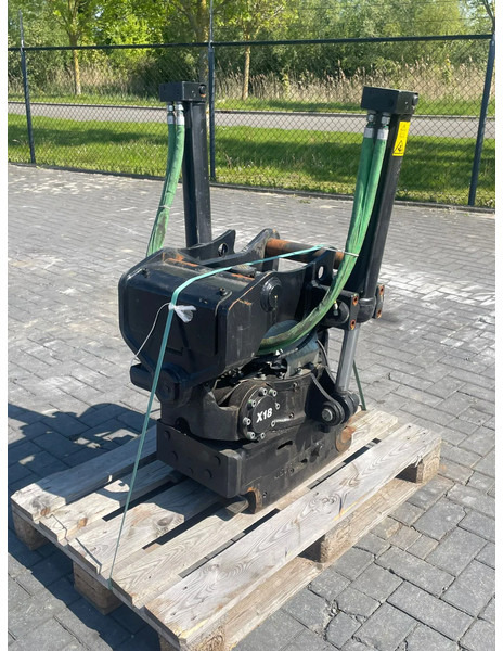 STEELWRIST X18 SQ60-5 | S60 | OILQUICK SYSTEM | CLS - Tiltrotator pour Engins de chantier: photos 5 STEELWRIST X18 SQ60-5 | S60 | OILQUICK SYSTEM | CLS - Tiltrotator pour Engins de chantier: photos 5
