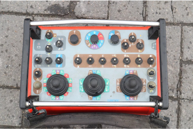 Foreuse Sandvik COMMANDO DC130 Ri | SURFACE DRILLING RIG | REMOTE: photos 17