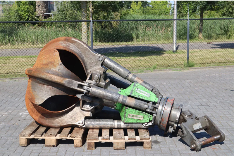 Sennebogen SGM | ORANGE PEEL GRAB | POLYPGREIFER | POLIEP GRIJPER - Grappin: photos 1 Sennebogen SGM | ORANGE PEEL GRAB | POLYPGREIFER | POLIEP GRIJPER - Grappin: photos 1