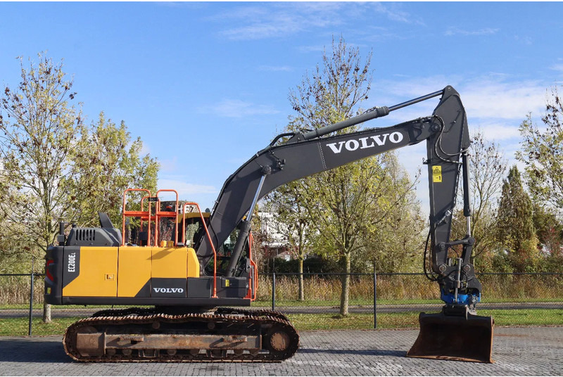 Volvo EC200EL | EC 200 EL | TILT ROTATOR | 3D GPS | BUCKET - Pelle sur chenille: photos 4 Volvo EC200EL | EC 200 EL | TILT ROTATOR | 3D GPS | BUCKET - Pelle sur chenille: photos 4