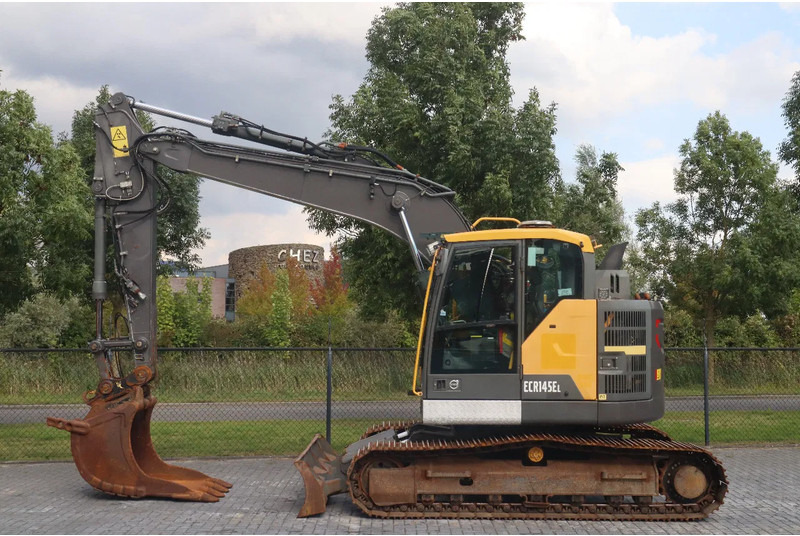 Volvo ECR 145 EL | ECR145 | QUICK COUPLER | BUCKET | GOOD UNDERCARRIAGE - Pelle sur chenille: photos 1 Volvo ECR 145 EL | ECR145 | QUICK COUPLER | BUCKET | GOOD UNDERCARRIAGE - Pelle sur chenille: photos 1