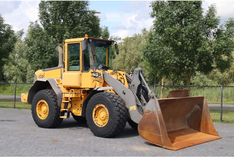 Volvo L70E | BUCKET | QUICK COUPLER | EXTRA FUNCT | AIRCO - Chargeuse sur pneus: photos 5 Volvo L70E | BUCKET | QUICK COUPLER | EXTRA FUNCT | AIRCO - Chargeuse sur pneus: photos 5