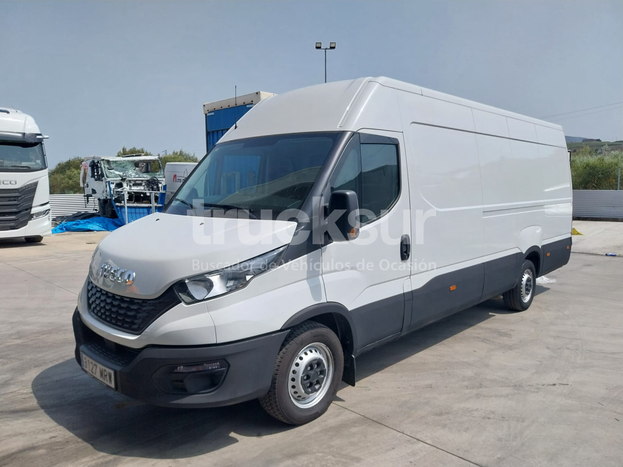 IVECO DAILY 35S16 16M3 - Fourgon grand volume: photos 1 IVECO DAILY 35S16 16M3 - Fourgon grand volume: photos 1