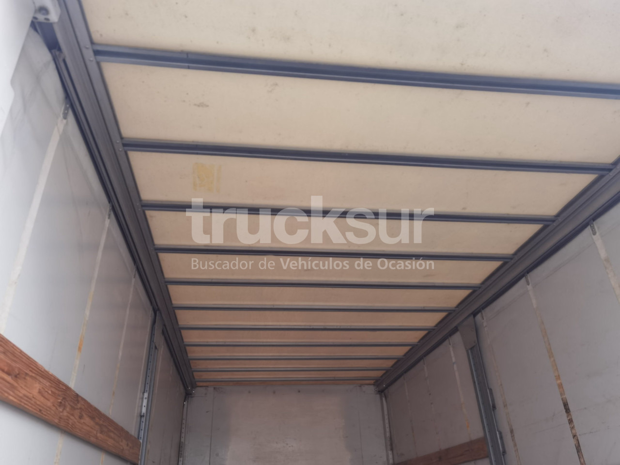 Camion à rideaux coulissants IVECO STRALIS AD190S36: photos 6